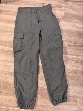 Prana Women’s Slate Blue Cargo Pants with Elastic Ankles 12 long